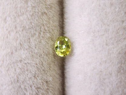 0932-1-4　スフェーン　0.13ct