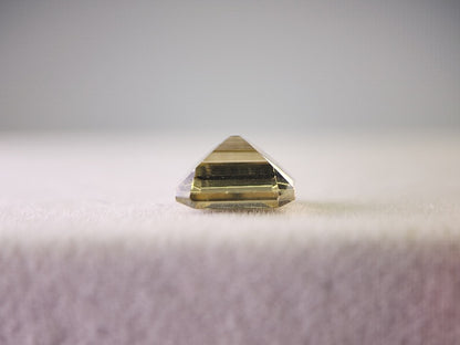 0473-1　イエローグリーンアパタイト　2.71ct