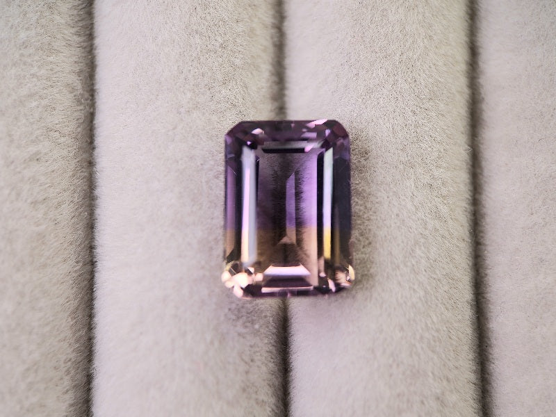 0117-1　アメトリン　7.85ct
