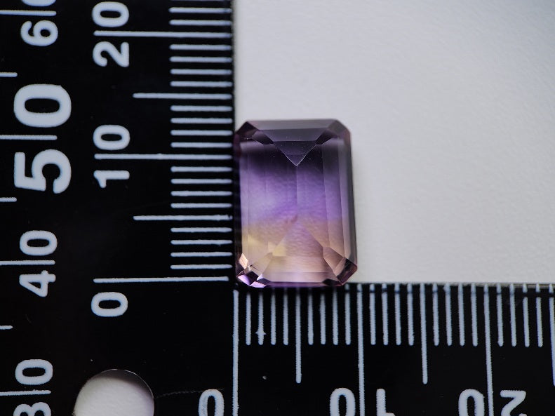0117-1　アメトリン　7.85ct