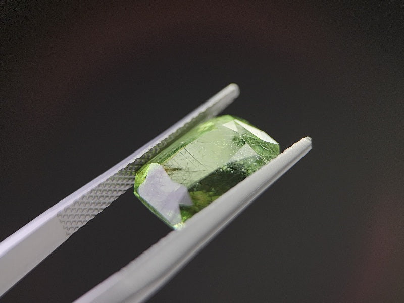 0196-1　ルチルペリドット　6.20ct