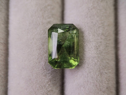 0196-1　ルチルペリドット　6.20ct