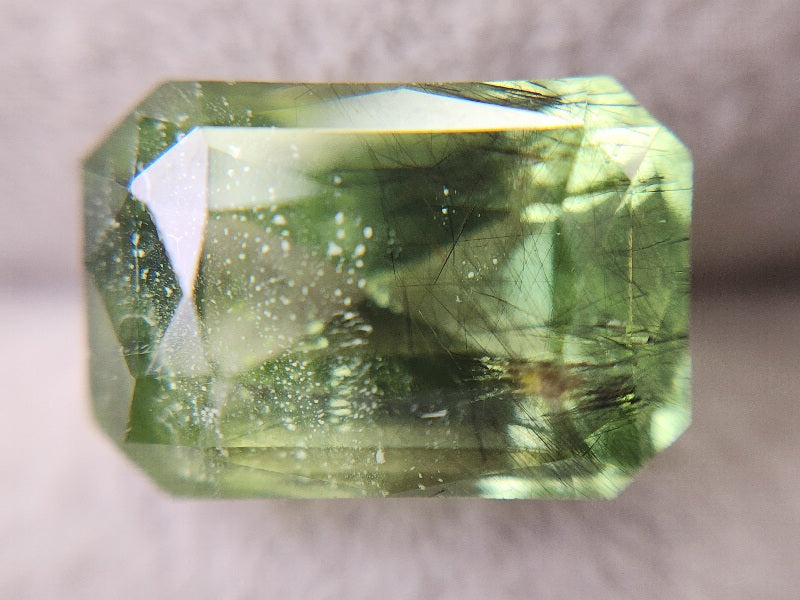 0196-1　ルチルペリドット　6.20ct