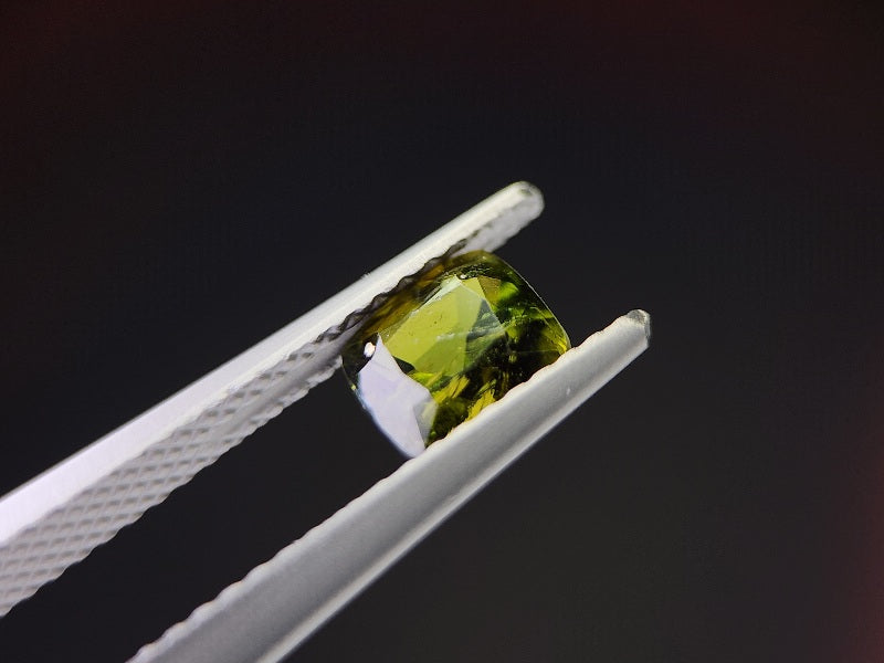 0197-1　クロムスフェーン　0.88ct