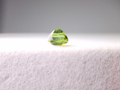 0197-1　クロムスフェーン　0.88ct