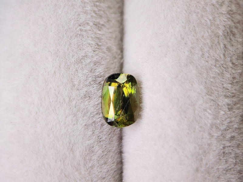 0197-2　クロムスフェーン　0.85ct