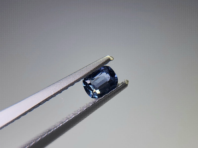 0929-12　ブルースピネル　0.28ct