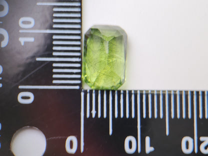 0196-2　ルチルペリドット　5.62ct