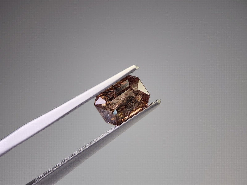 0556-2　アキシナイト　1.20ct