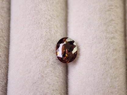 0556-3　アキシナイト　1.06ct