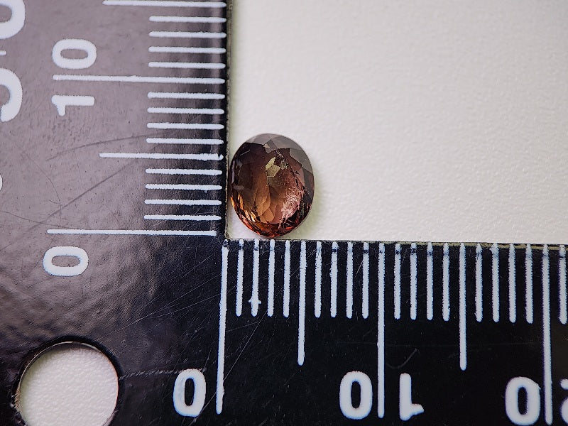 0556-3　アキシナイト　1.06ct