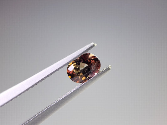 0556-4　アキシナイト　0.50ct