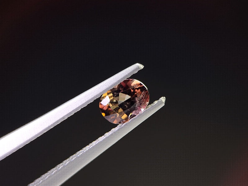0556-4　アキシナイト　0.50ct