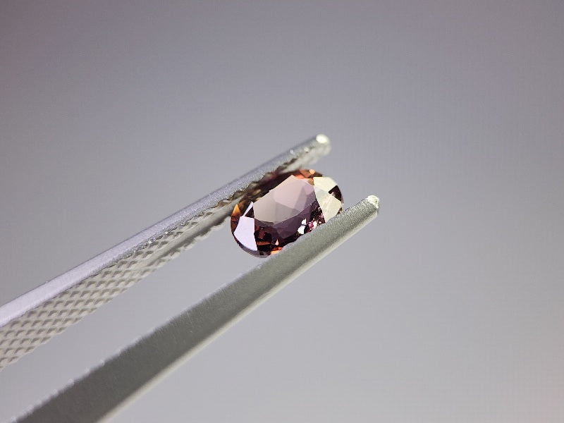 0556-4　アキシナイト　0.50ct