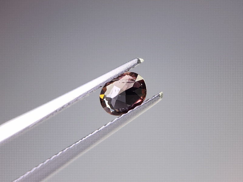 0556-4　アキシナイト　0.50ct