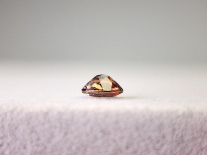 0556-4　アキシナイト　0.50ct