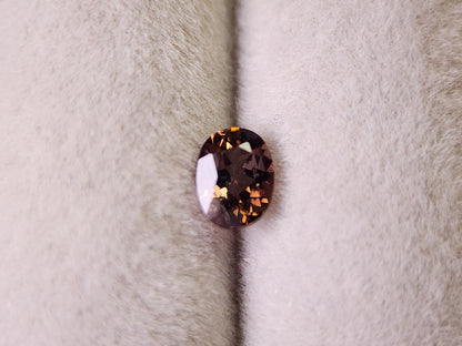 0556-4　アキシナイト　0.50ct