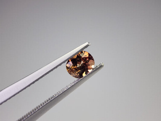 0556-5　アキシナイト　0.46ct