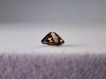 0556-5　アキシナイト　0.46ct