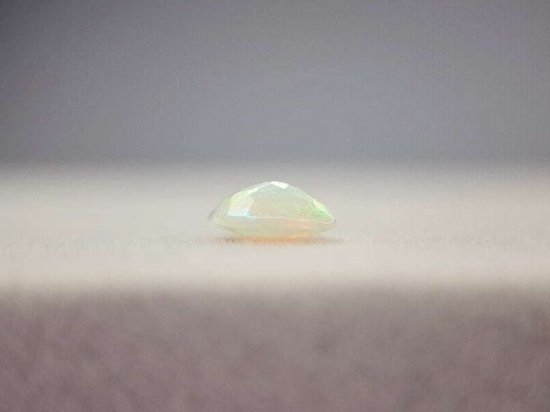 0909-2-14　オパール　0.28ct