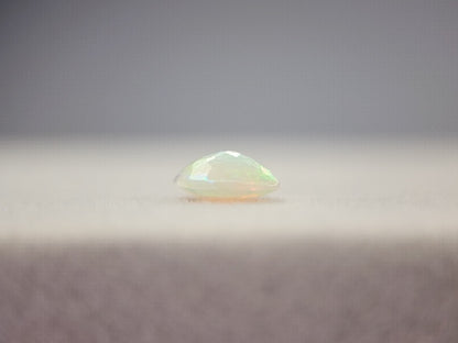 0909-2-14　オパール　0.28ct