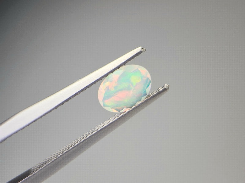 0909-2-15　オパール　0.42ct