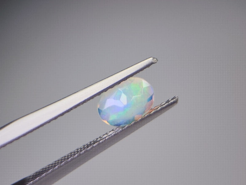 0909-2-16　オパール　0.42ct