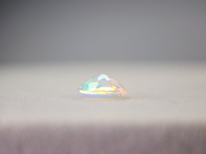 0909-2-16　オパール　0.42ct