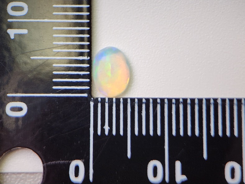 0909-2-16　オパール　0.42ct