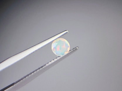 0909-4-8　オパール　0.17ct