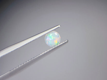 0909-4-8　オパール　0.17ct