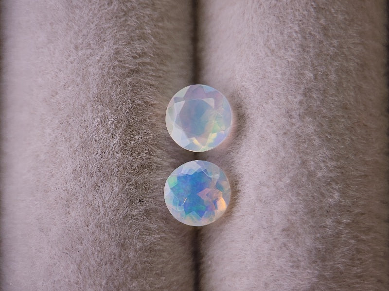 0909-5-8　オパール2石セット