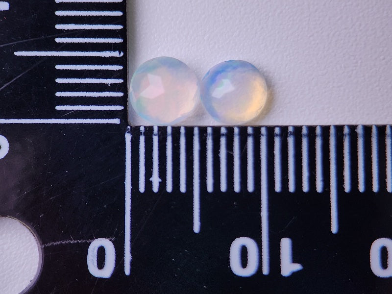 0909-5-8　オパール2石セット