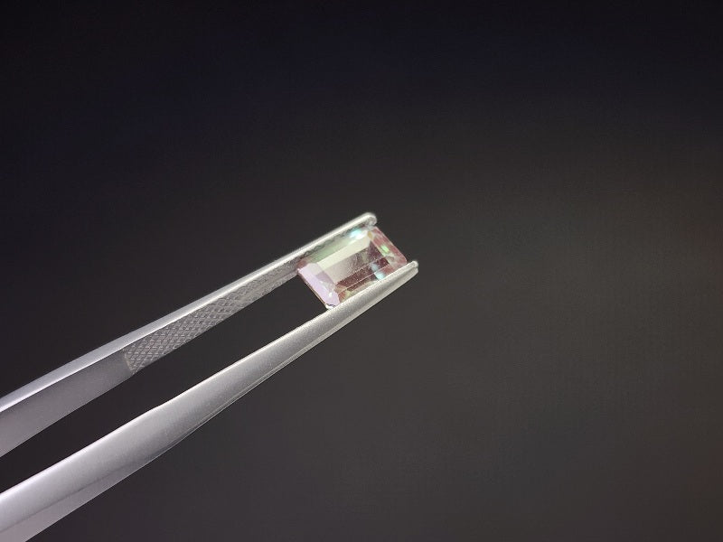 0504-6　カラーチェンジアンデシン　0.96ct