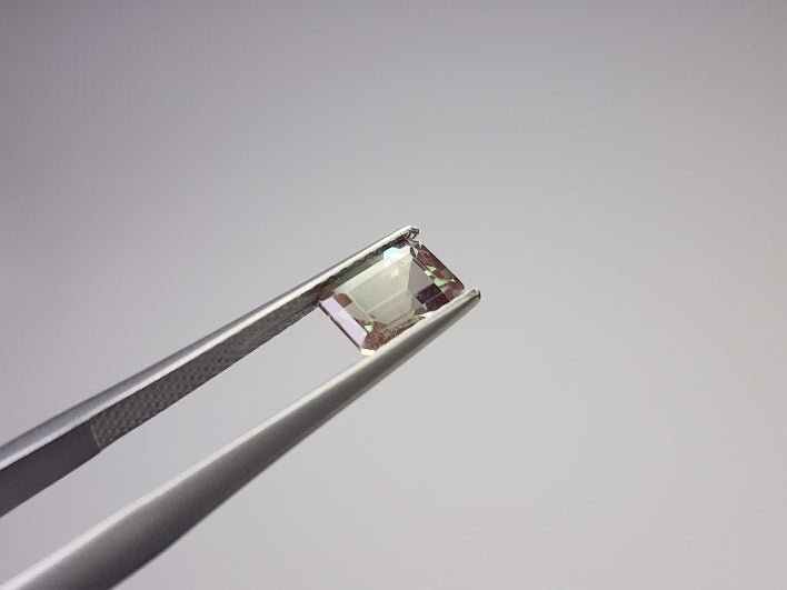 0504-6　カラーチェンジアンデシン　0.96ct