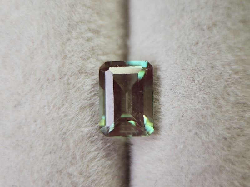 0504-6　カラーチェンジアンデシン　0.96ct