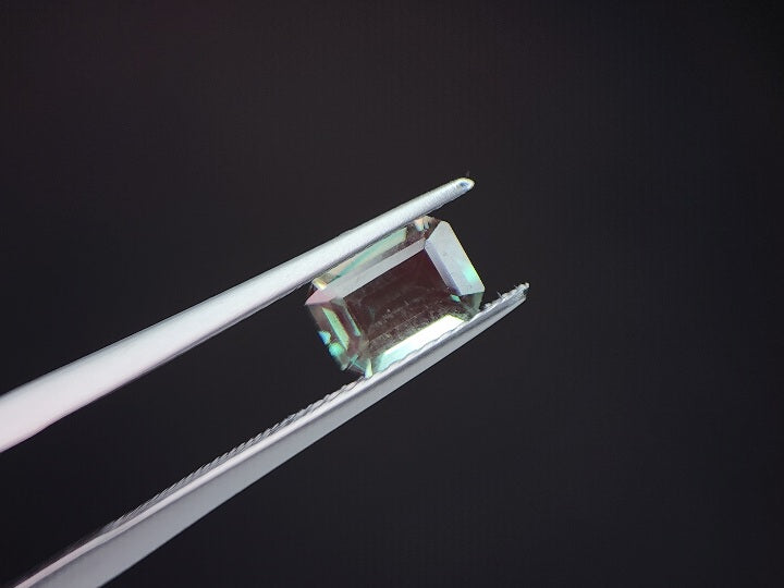 0504-7　カラーチェンジアンデシン　0.90ct