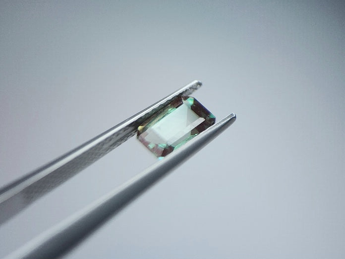 0504-7　カラーチェンジアンデシン　0.90ct