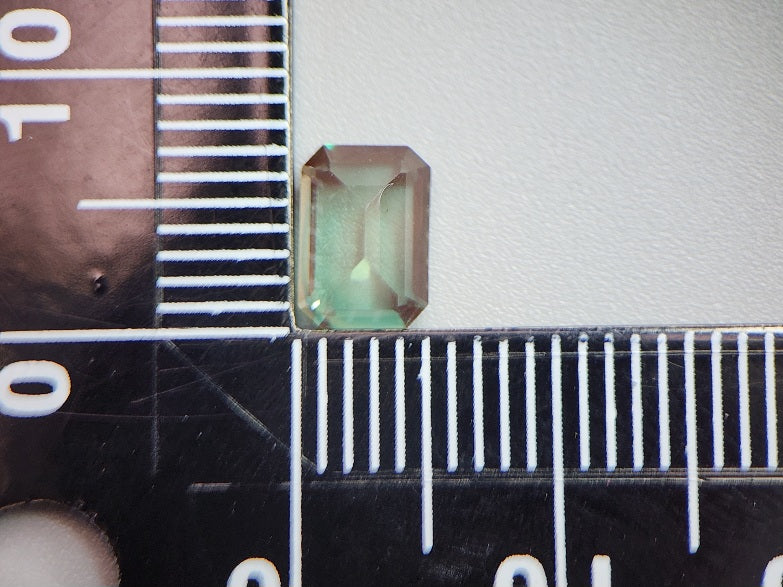 0504-7　カラーチェンジアンデシン　0.90ct