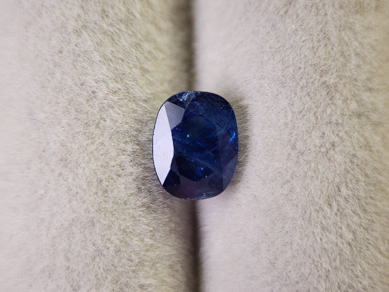 0904-17　サファイア　1.78ct