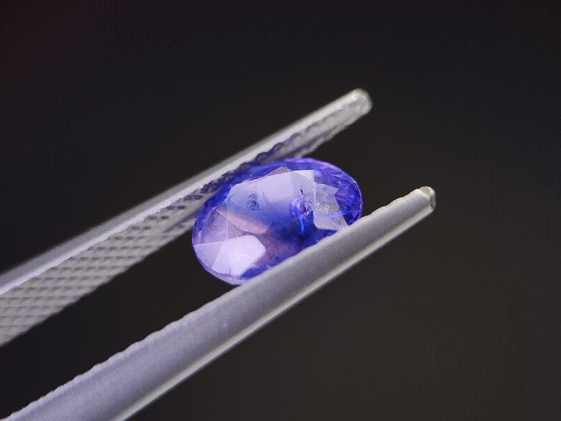 0904-18　サファイア　1.71ct