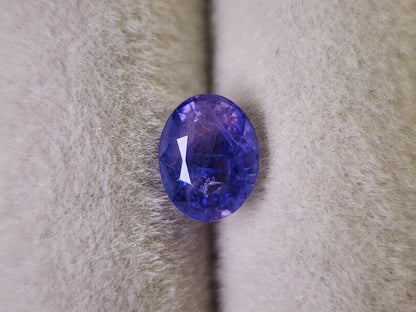 0904-18　サファイア　1.71ct