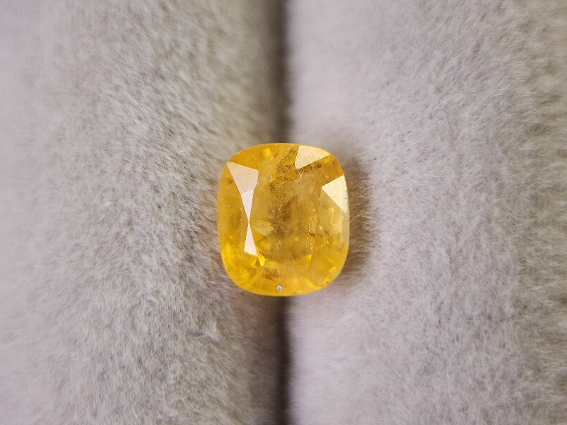 0904-28　サファイア　1.47ct