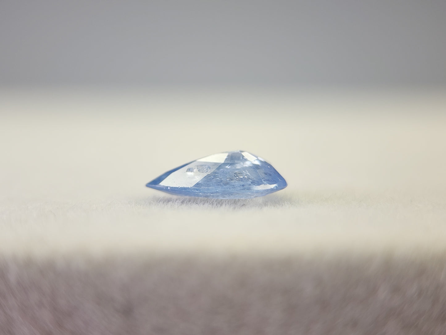 0904-46　虹入り！サファイア　0.97ct