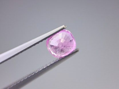 0904-47　サファイア　0.96ct