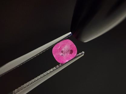 0904-47　サファイア　0.96ct