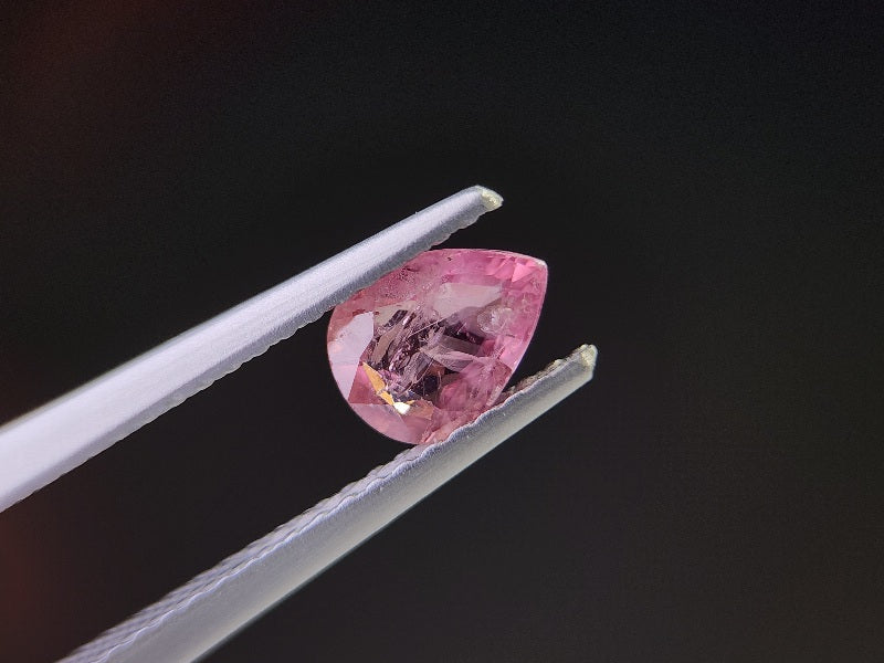 0904-53　サファイア　0.64ct