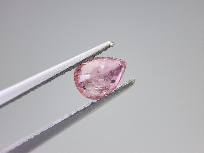 0904-53　サファイア　0.64ct