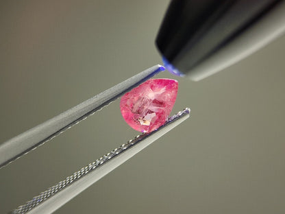 0904-53　サファイア　0.64ct