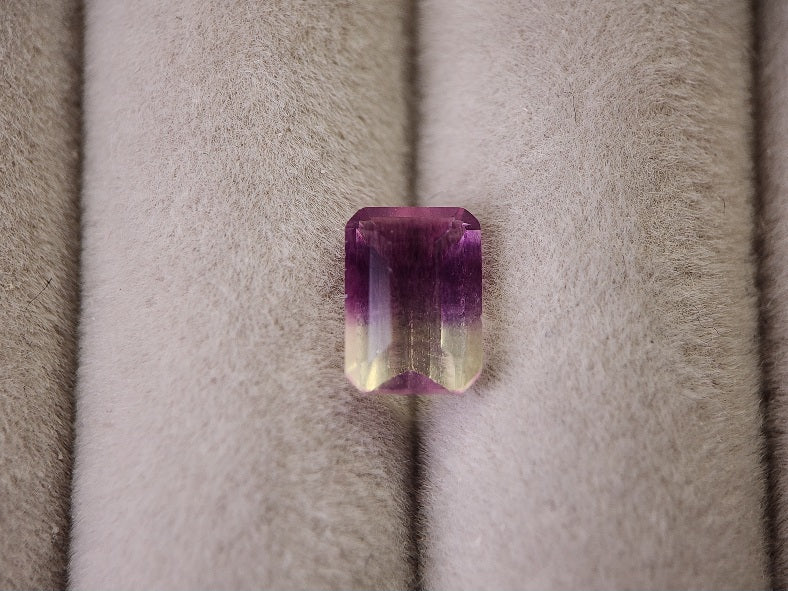 0125-2　フローライト　2.13ct